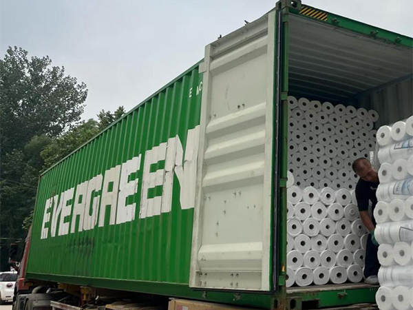 Xiashi Packing hoàn thành đơn đặt hàng ở Trung Đông, màng hiệu suất cao sẵn sàng vận chuyển